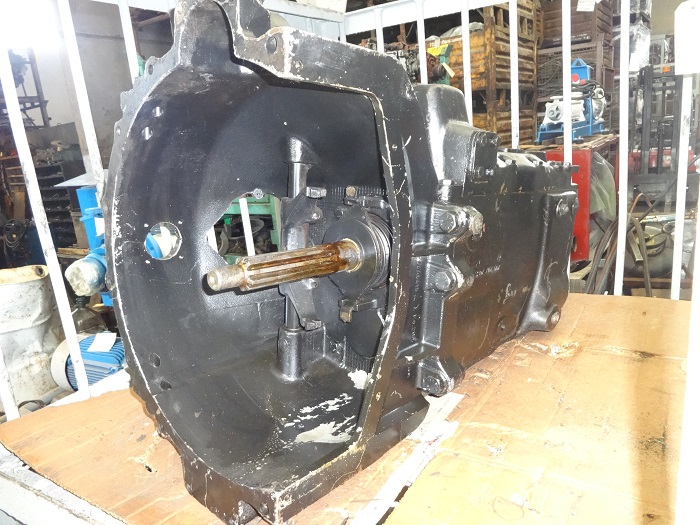 ZF gearbox (no plate) Cambio ZF (no targhetta)
