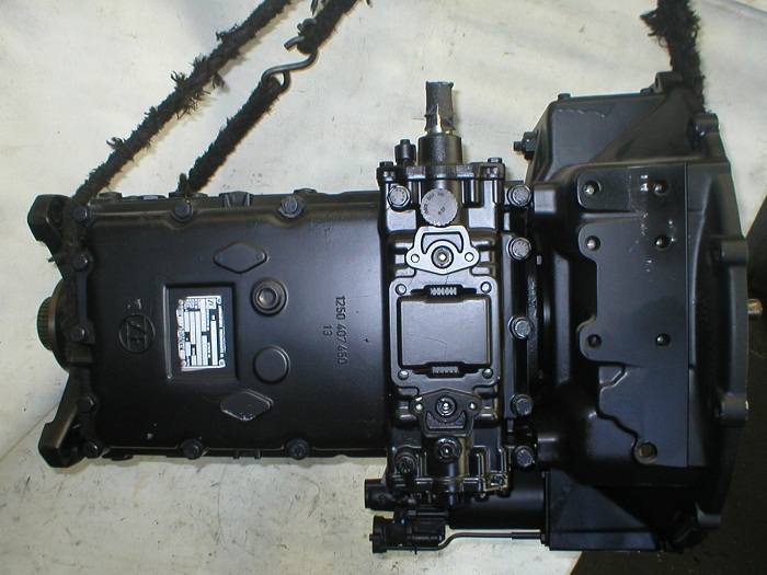 ZF gearbox S6-90 for pullman Cambio ZF S6-90 per pullman