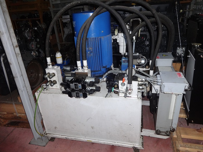 Hydraulic unit 22kw with electric motor Centralina idraulica 22kw con motore elettrico