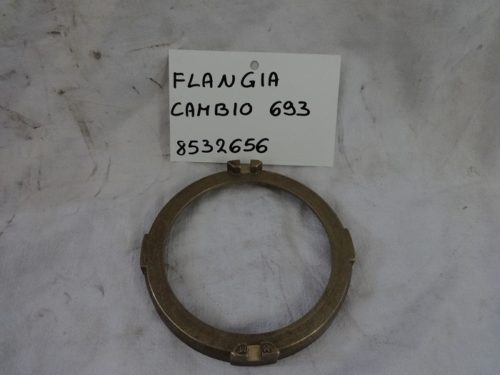 Flangia per cambio 693