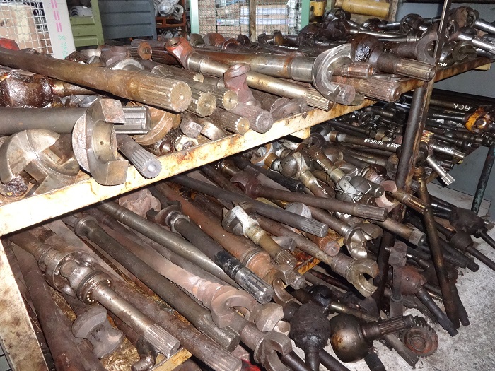 Various axle shafts Semiassi vari