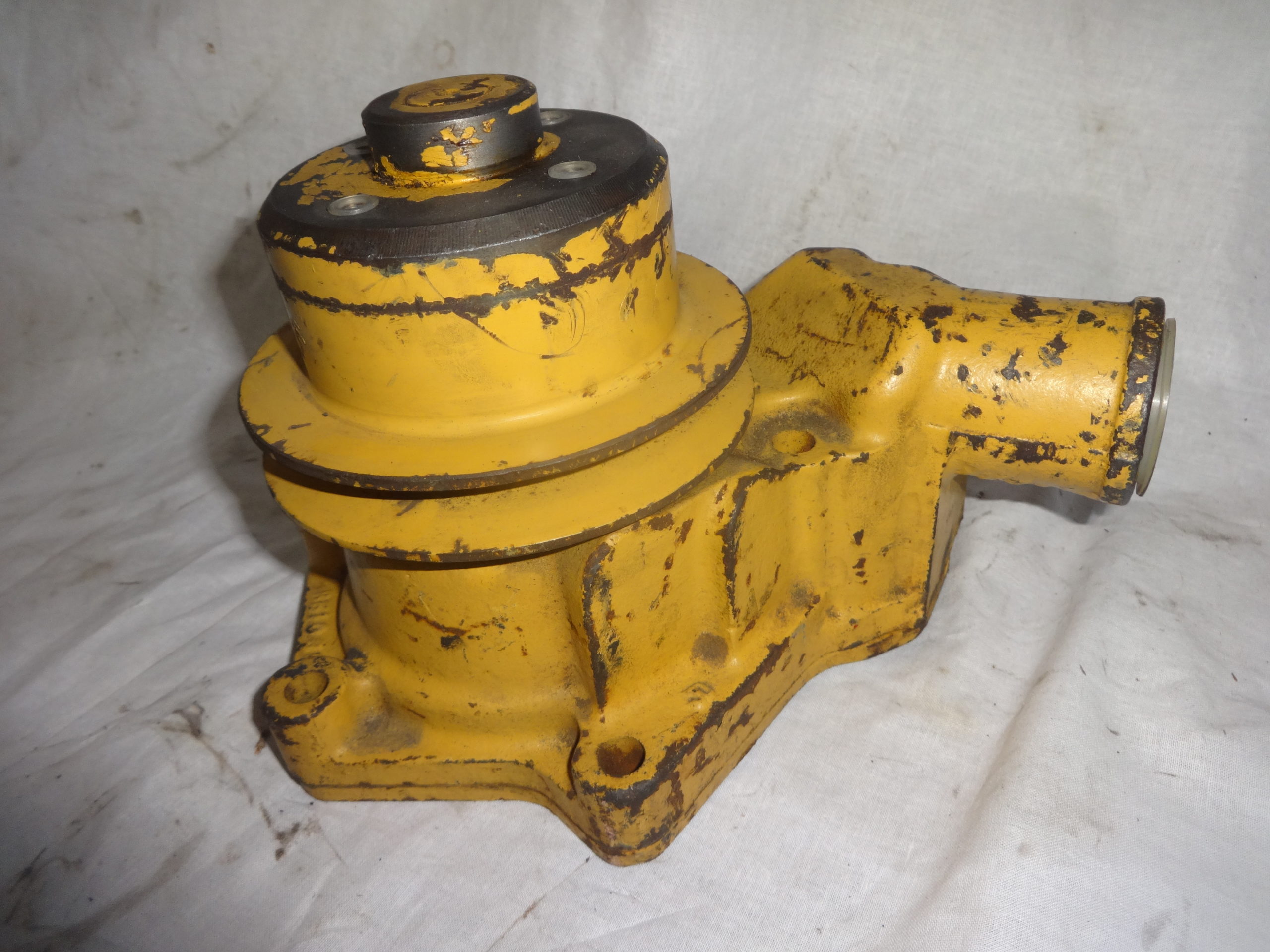 water-pump-john-deere-r48992 water pump john deere r48992