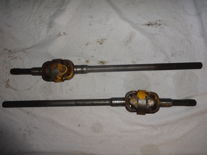 JCB front axle shaft Semiasse anteriore JCB
