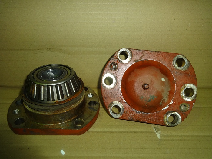 Dana Spicer 2430600301, 2430600302 pivot pin Dana Spicer 2430600301, 2430600302 pivot pin