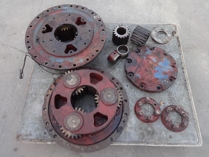 Axle spare parts Clark Michigan 475 wheel loader Axle spare parts Clark Michigan 475 wheel loader