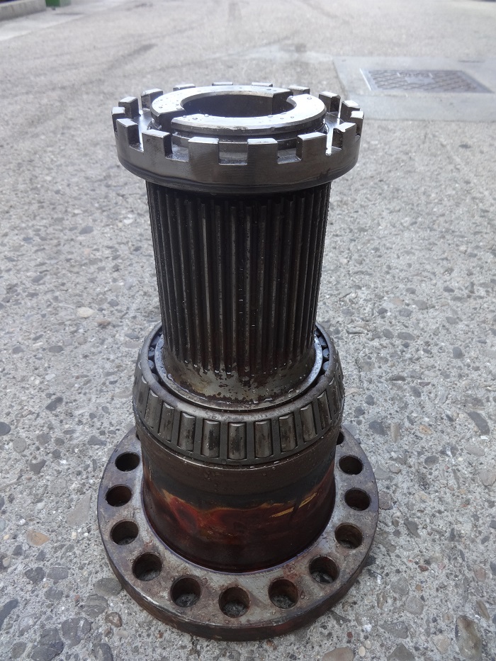 Fiat Hitachi FR 220 stub axle Fusello Fiat Hitachi FR 220
