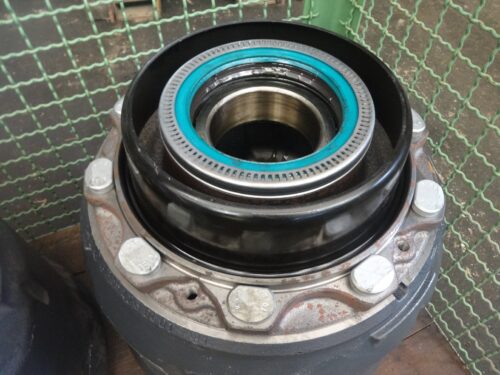 mercedes 942 356 2001 hub