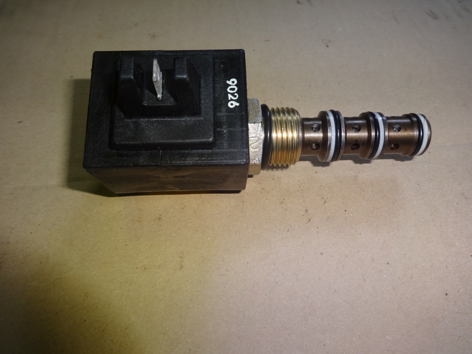 vickers 4w 12vdc vickers 4w 12vdc
