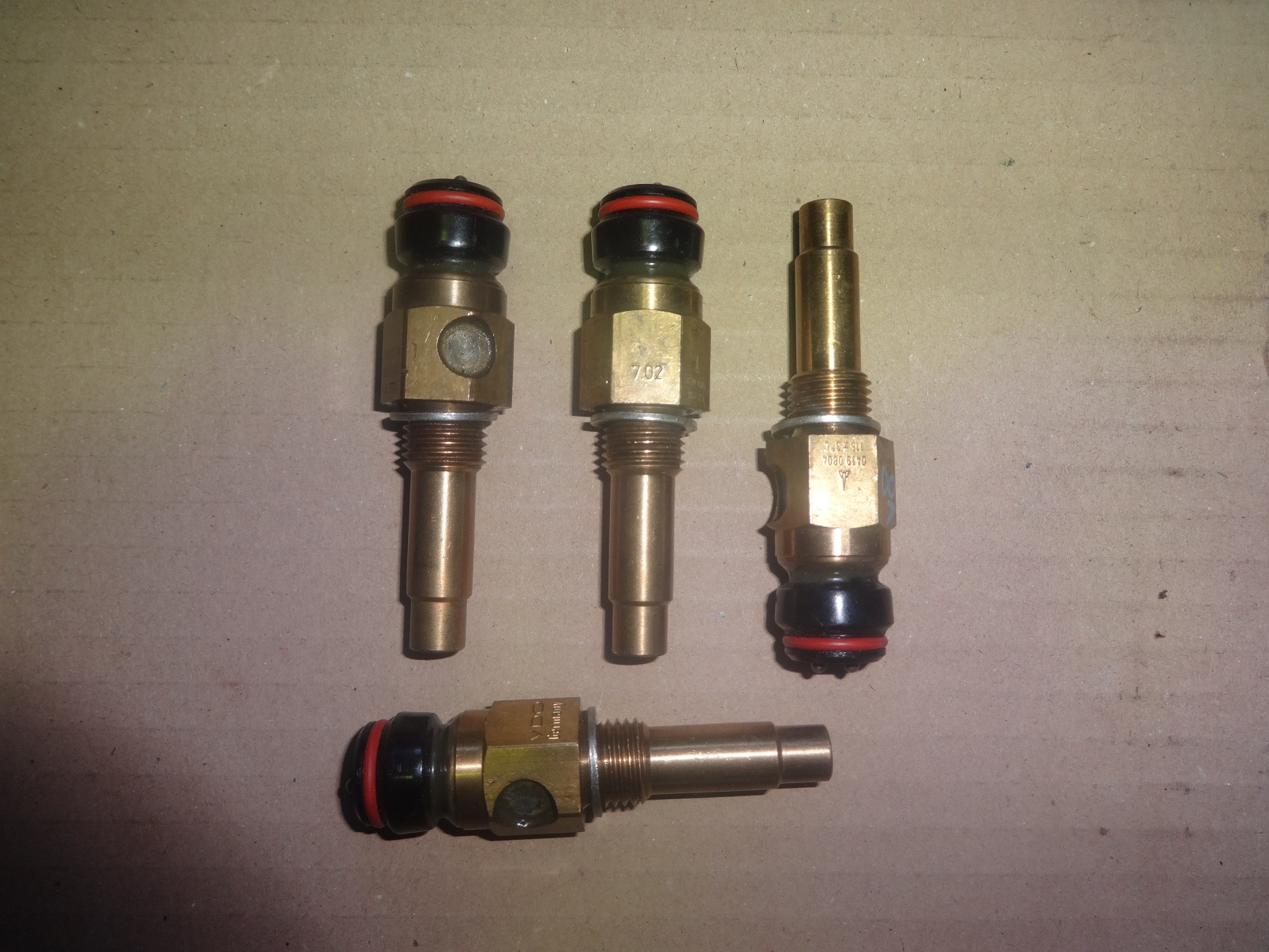 deutz 04190804 water temperatur sensor deutz 04190804 water temperatur sensor