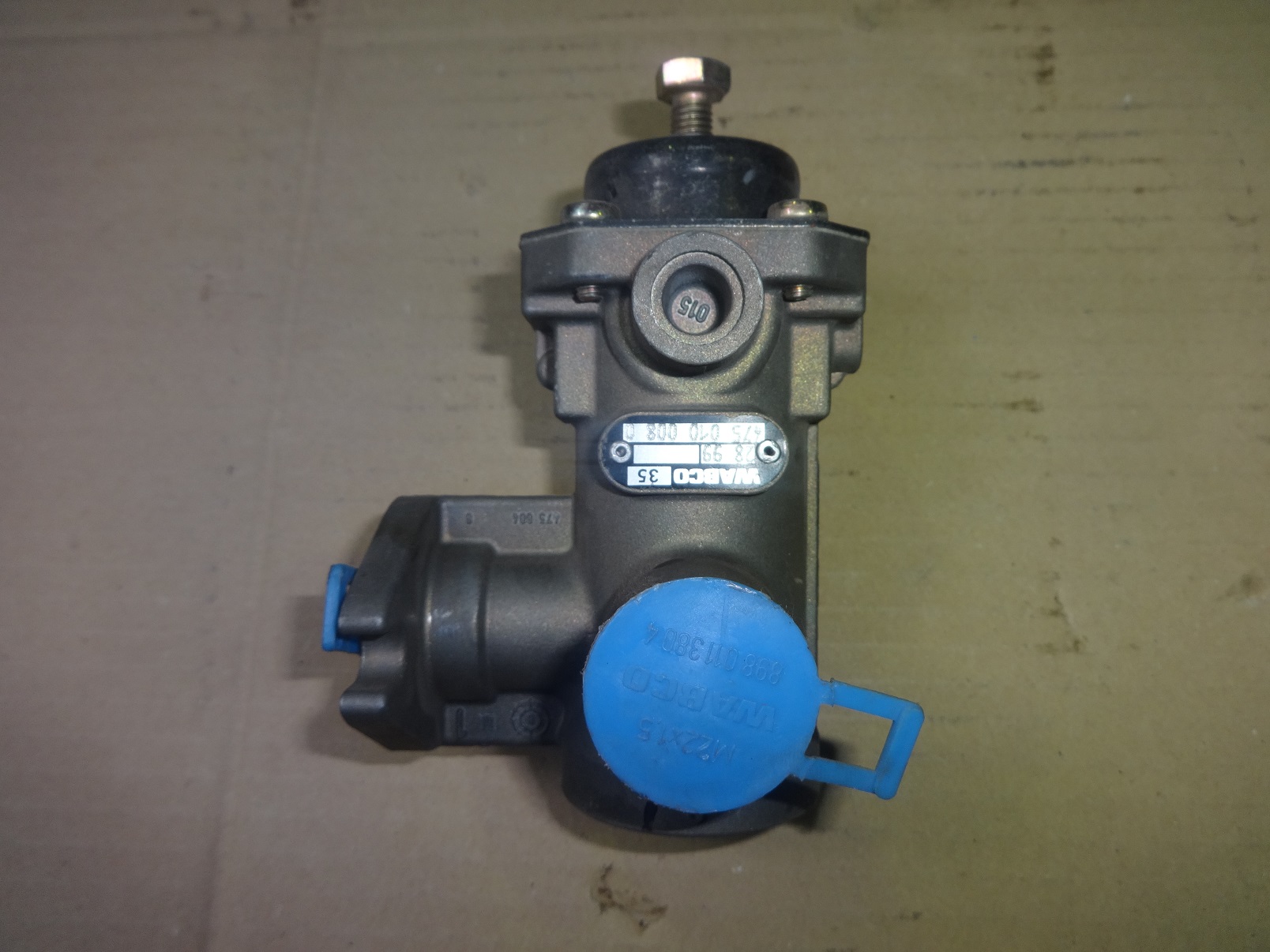 wabco 4750100080 valve wabco 4750100080 valve