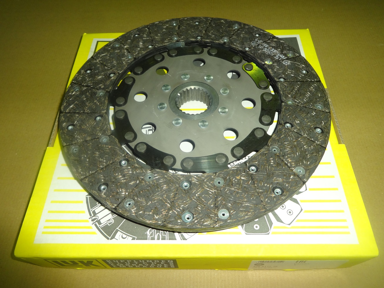 disco frizione 300usf luk 330011710 disco frizione 300usf luk 330011710