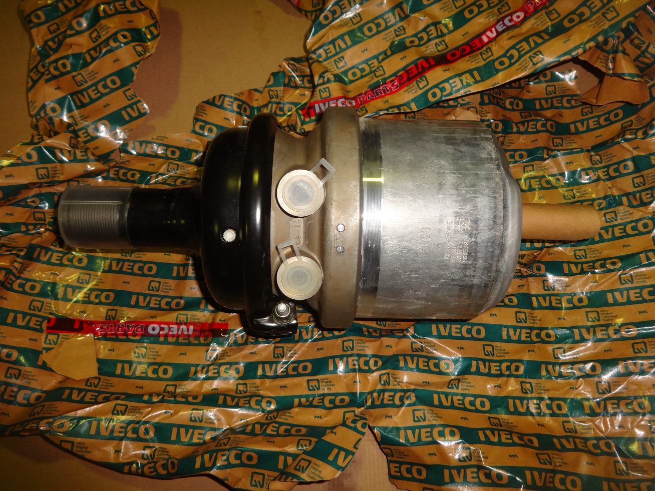 iveco 99446701 brake cylinder iveco 99446701 brake cylinder