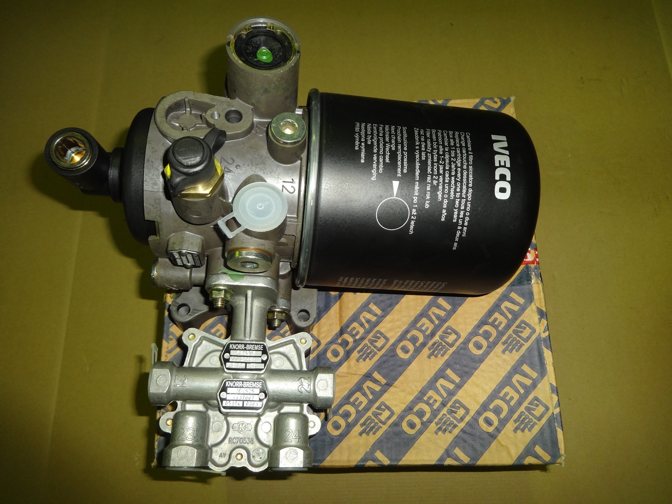 iveco 500363674 air dryer iveco 500363674 air dryer