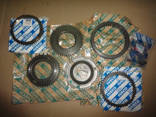 iveco 8870936
