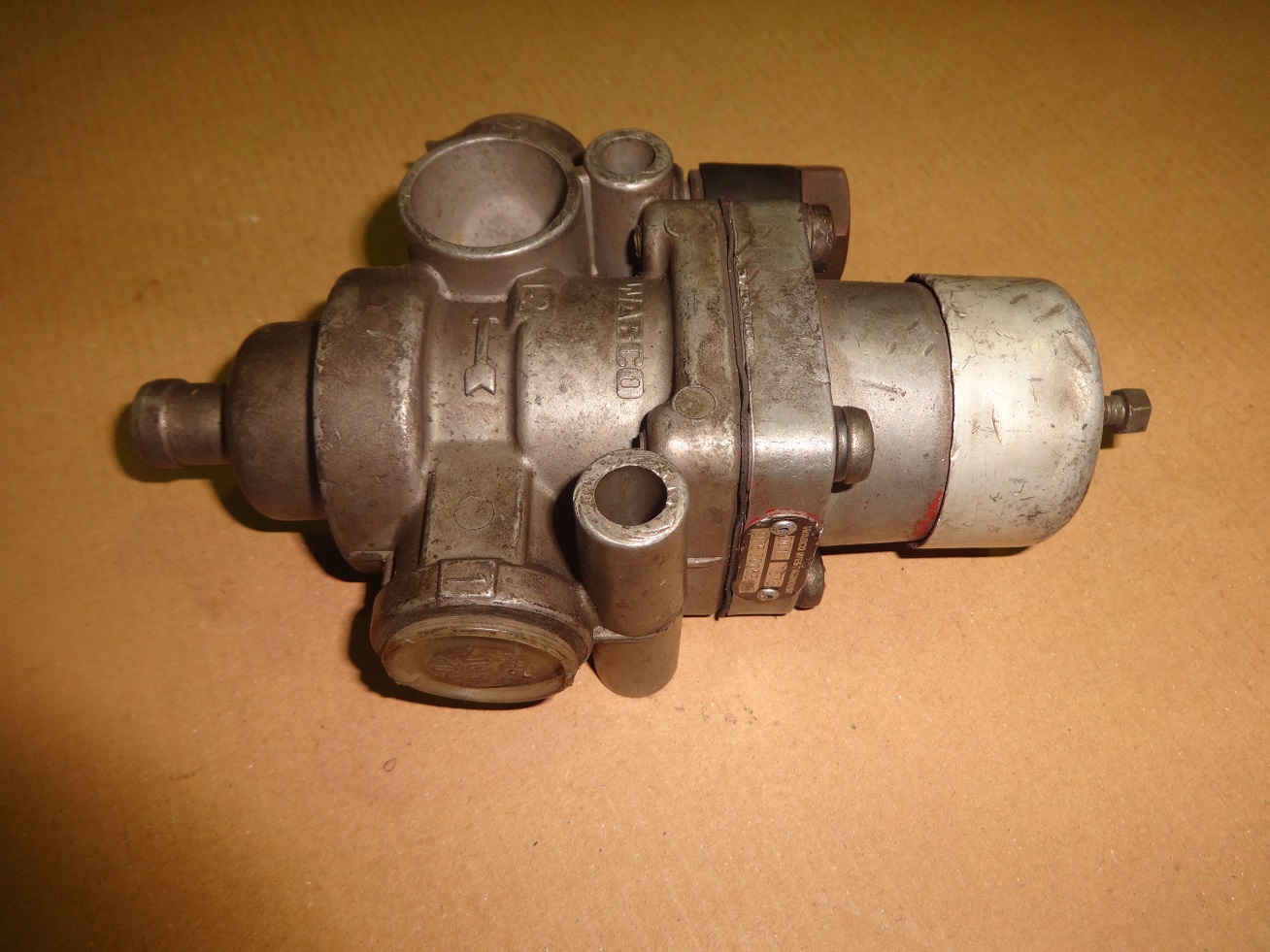 iveco 4842611 iveco 4842611