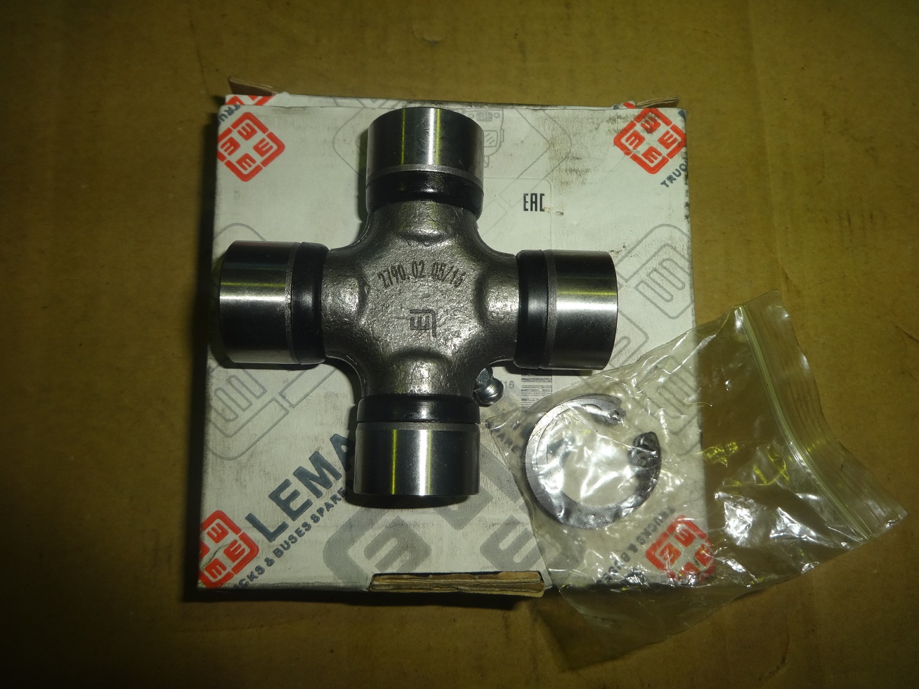 crociera cardanica iveco 1905986 crociera cardanica iveco 1905986