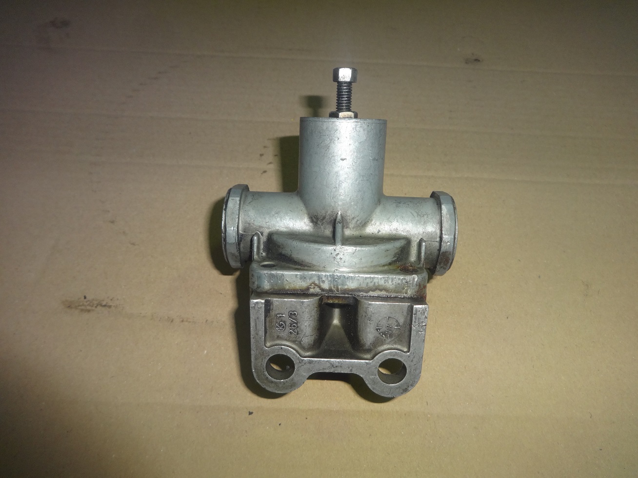 mercedes a0004305181 mercedes a0004305181
