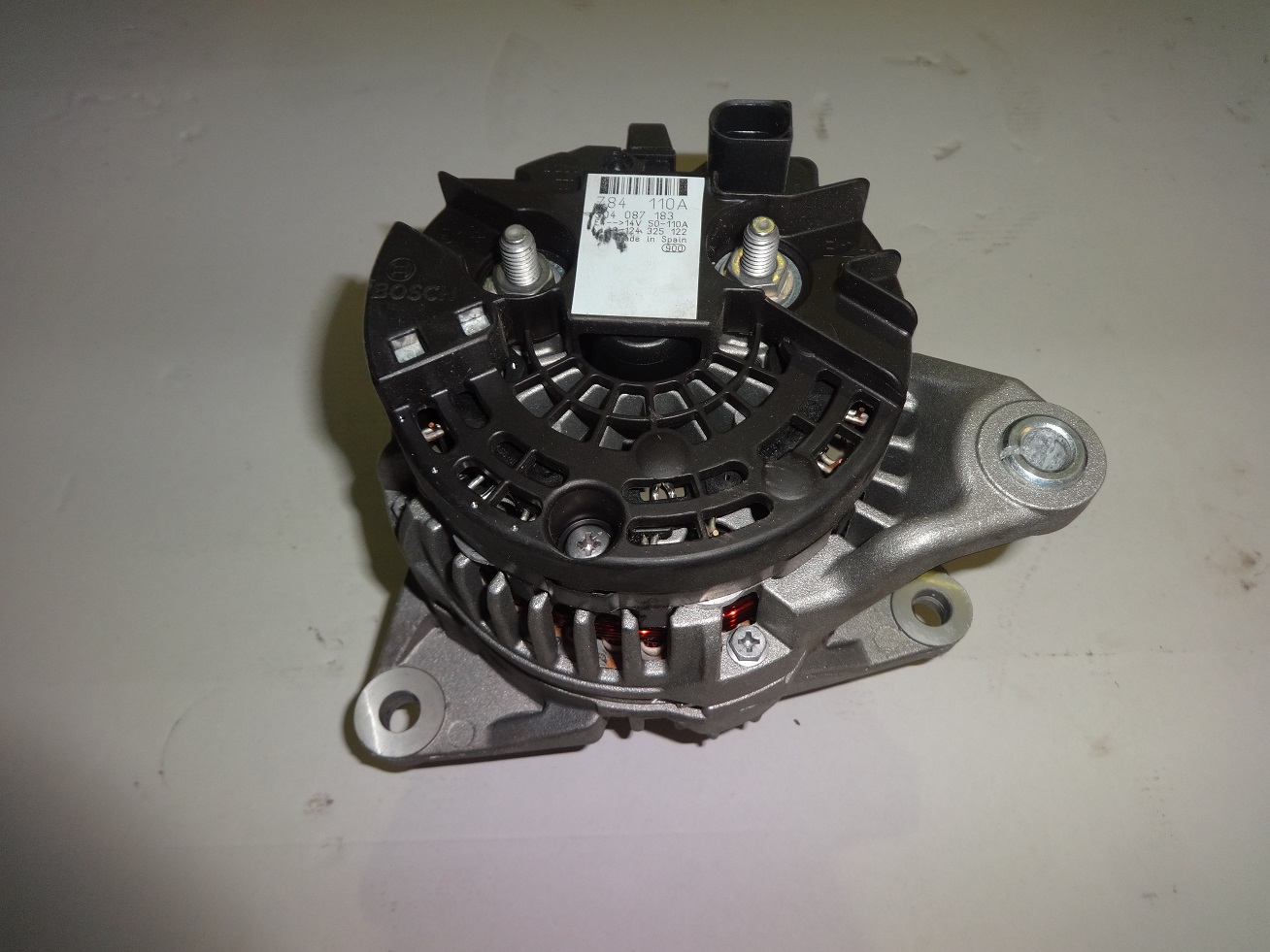 iveco 504087183 alternator iveco 504087183 alternator