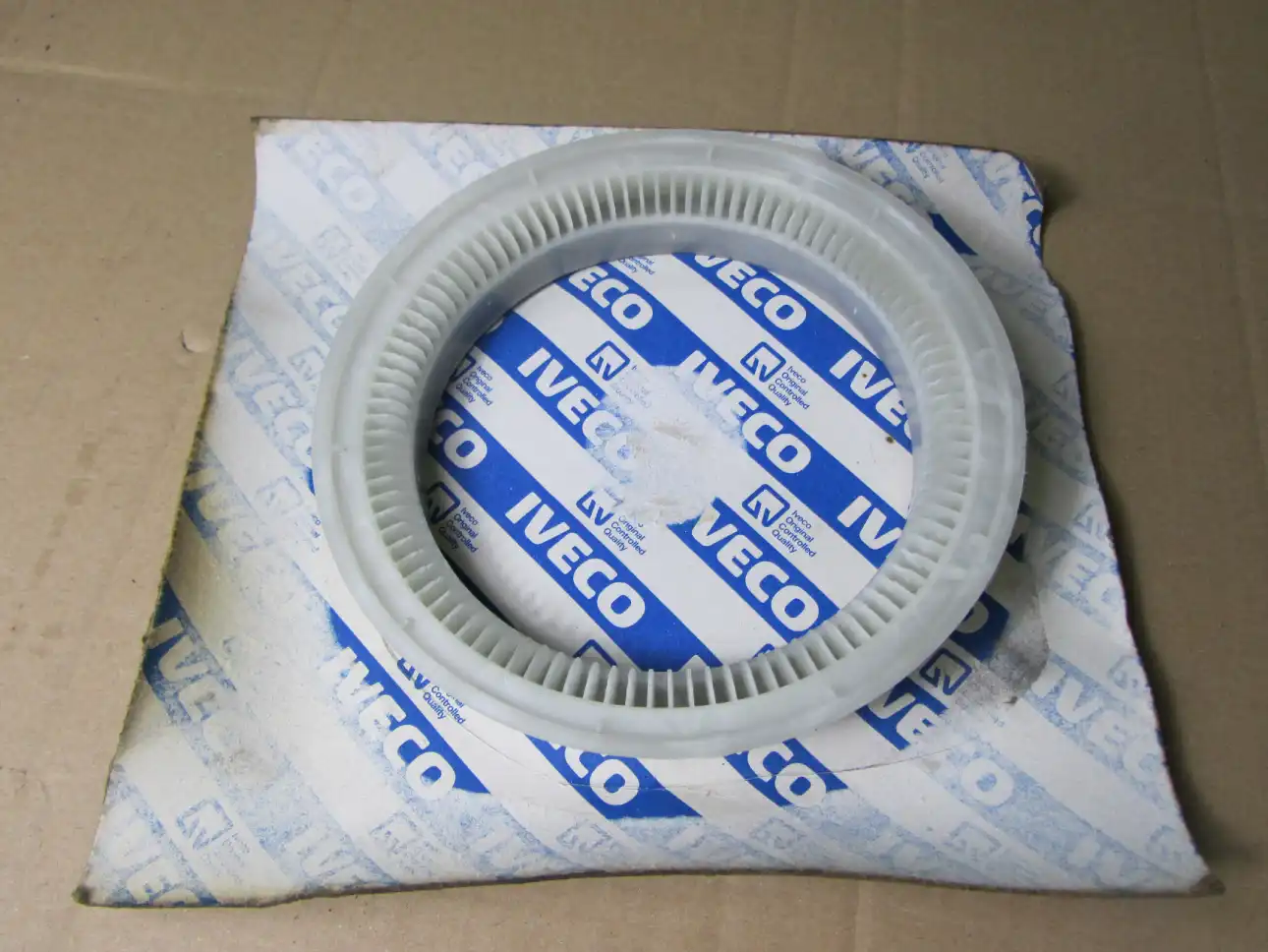 iveco 8361 crankshaft oil seal iveco 8361 crankshaft oil seal