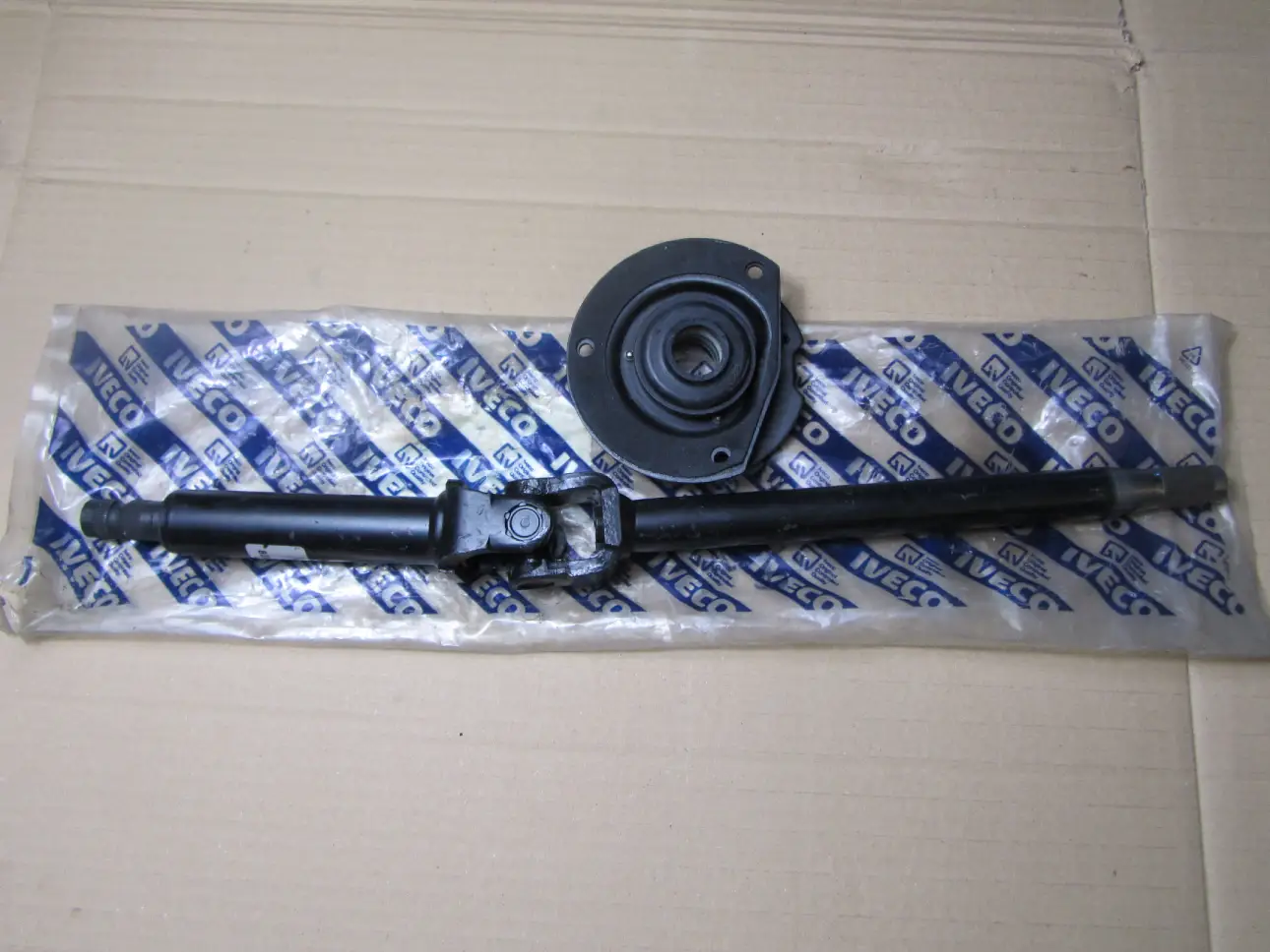 albero sterzo iveco 42470803 albero sterzo iveco 42470803