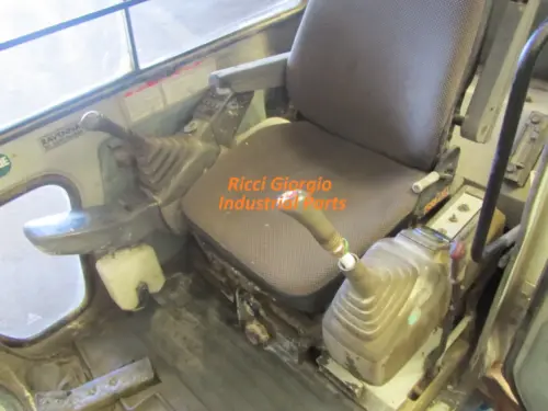 fiat hitachi fh200 cabin